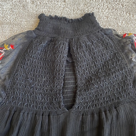 Banjara embroidered top with sheer sleeves Sz S - Picture 8 of 9